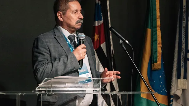 Newton de Almeida Costa Neto, Diretor-Presidente da AMAZUL
